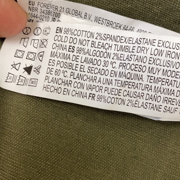 Utility denim jacket w. Patches + Pockets - Picture 13 of 16